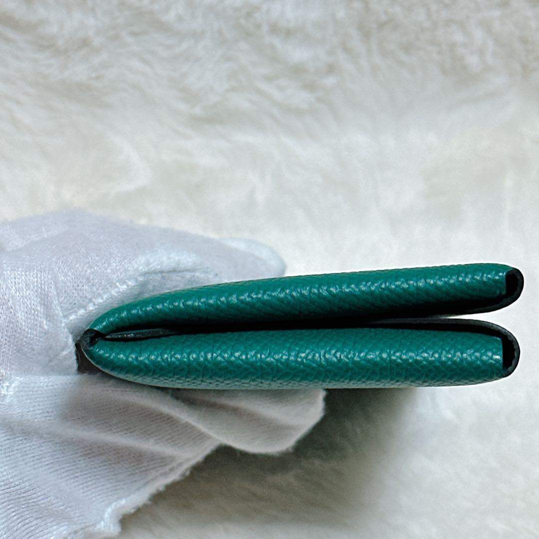 2025.12月新品未使用HERMES ガルヴィデゥオケース　マラカイト