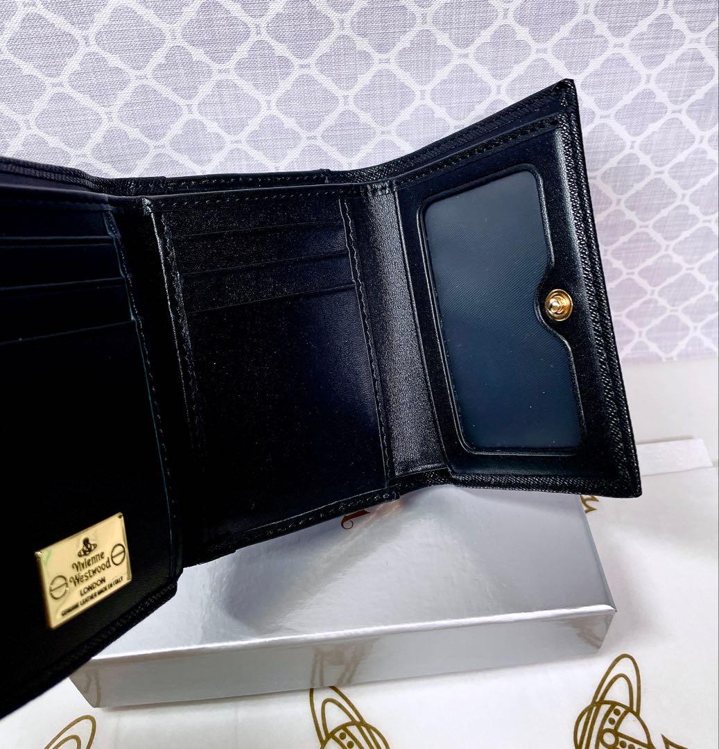大人気✩ショッパー付】新品 ヴィヴィアン・ウエストウッド 三折り財布
