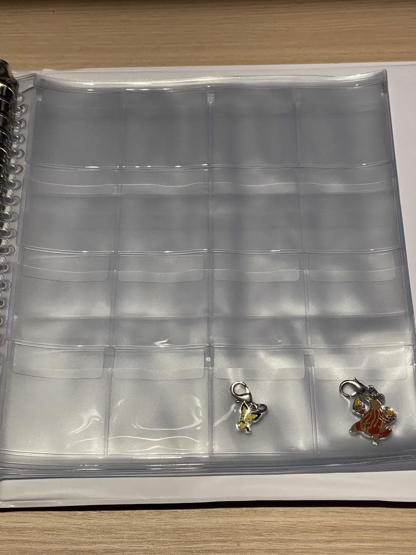 ピカチュウ コレクションファイル メタルチャーム ポケモン メタル