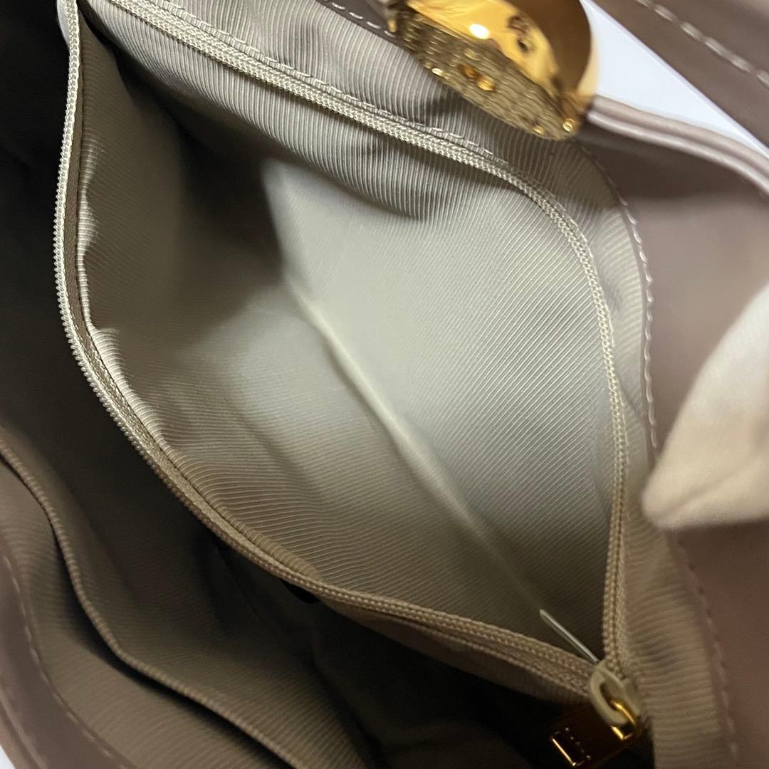 現行モデル✨美品✨フルラ　スフェラ　ワンショルダー　ハンドバッグ　ソフトレザー