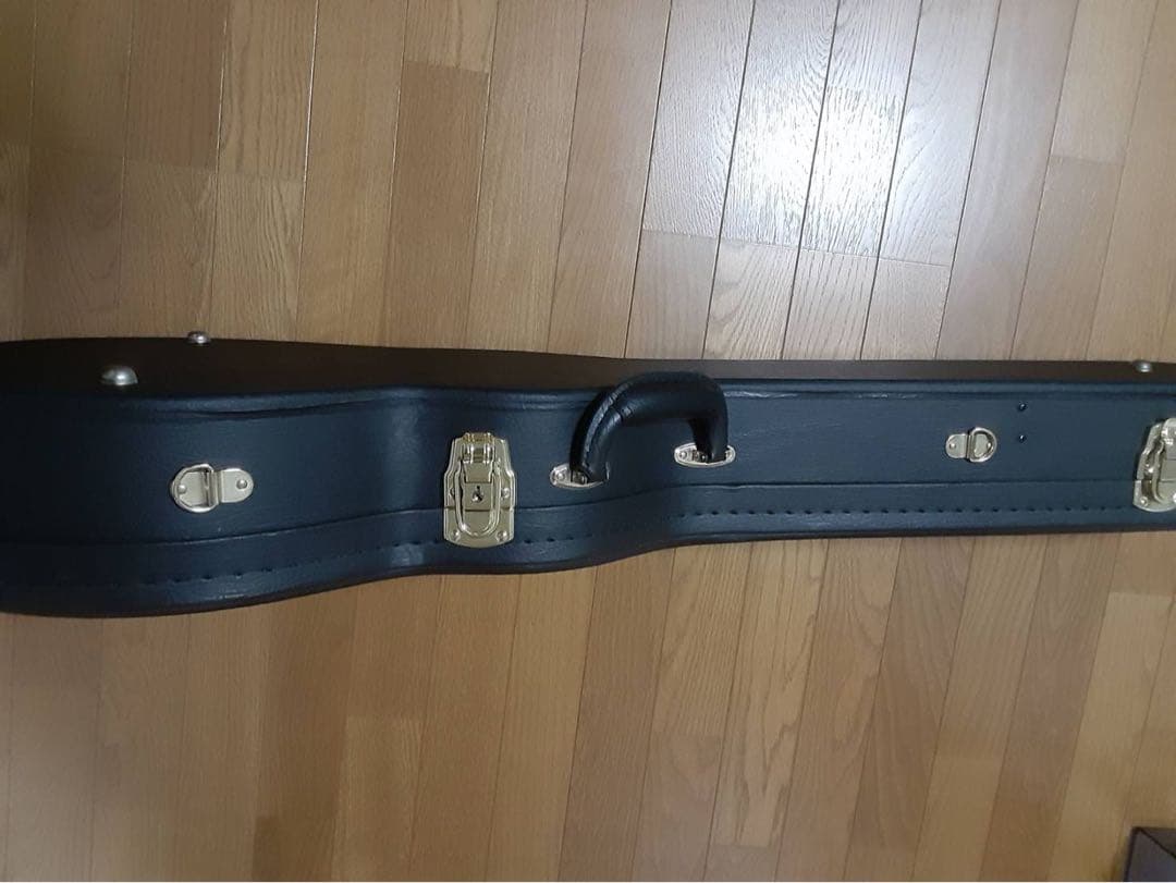 高見沢俊彦直筆サイン入りギター ハードケース付き