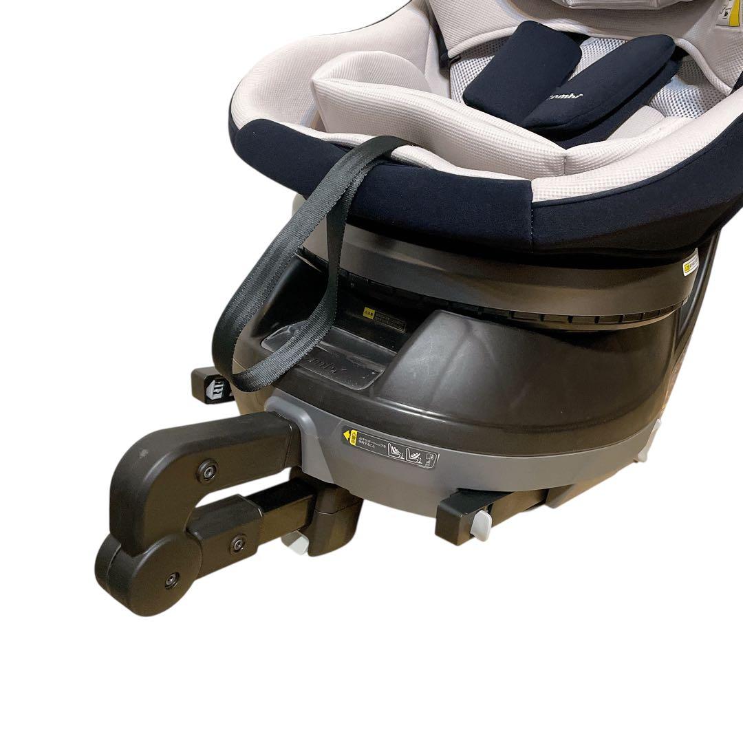 コンビ　クルムーヴスマート　Light ISOFIX ネイビー　新生児