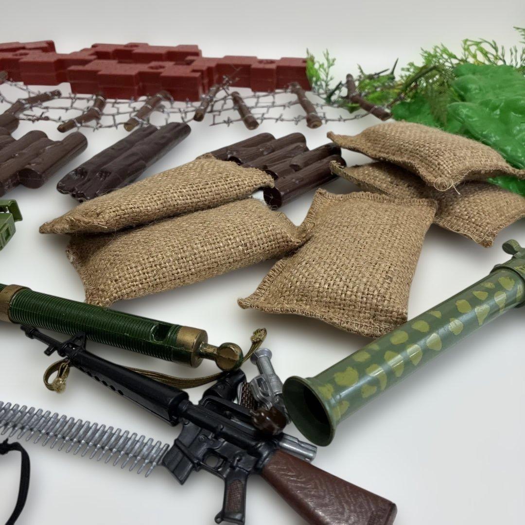 旧タカラ GIジョー フィギュアと武器セット