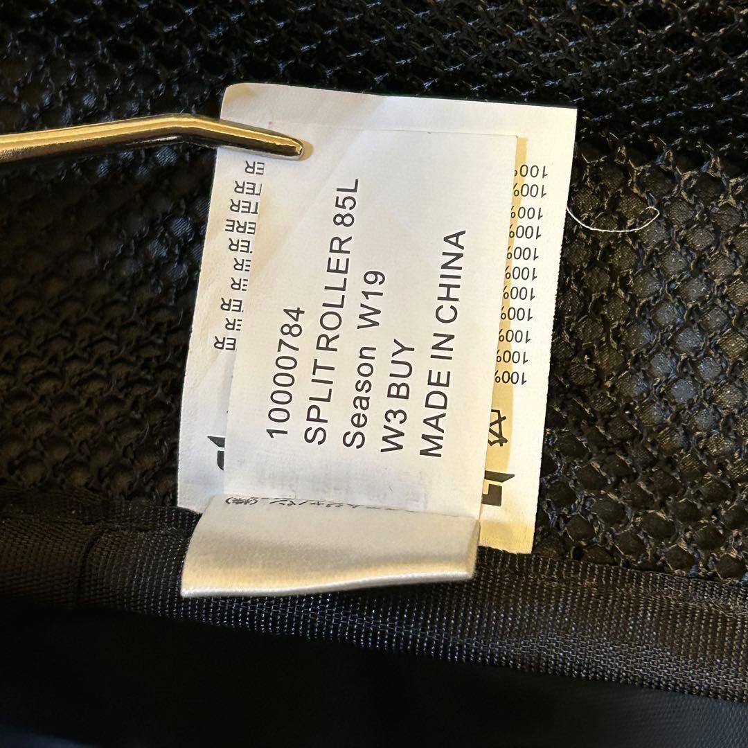 ☆状態良好DAKINE SPLIT ROLLER 85L ダカイン　キャリー