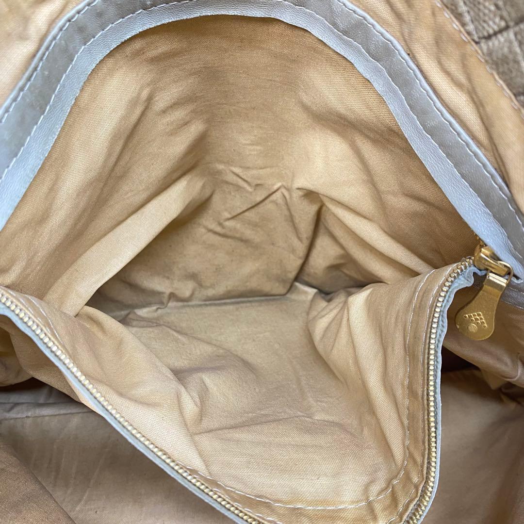 ボッテガヴェネタ イントレチャート ショルダーバッグ 麻生地 キャンバス