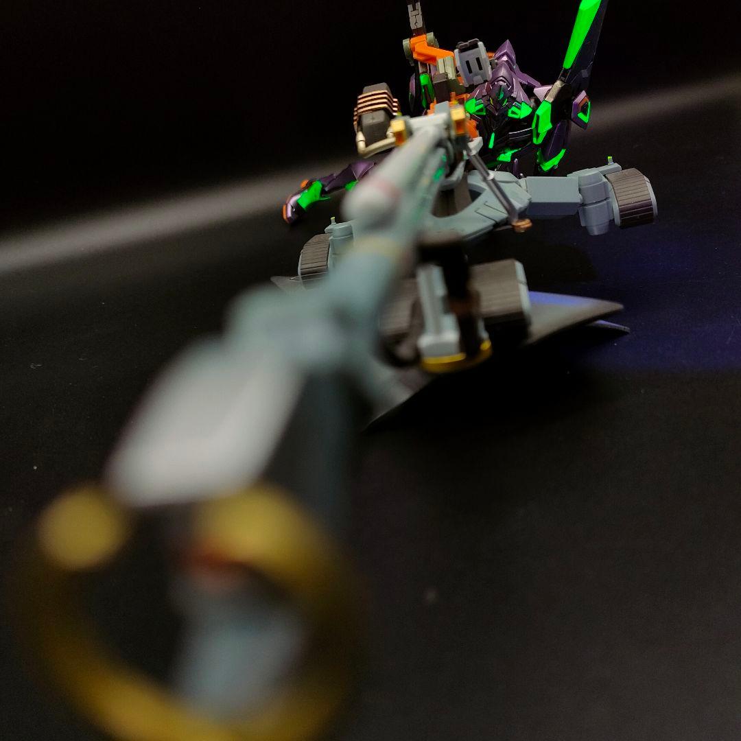 エヴァンゲリオン　初号機　専用拘束兼移動式射出台＋武器格納庫　RG 【全塗装】