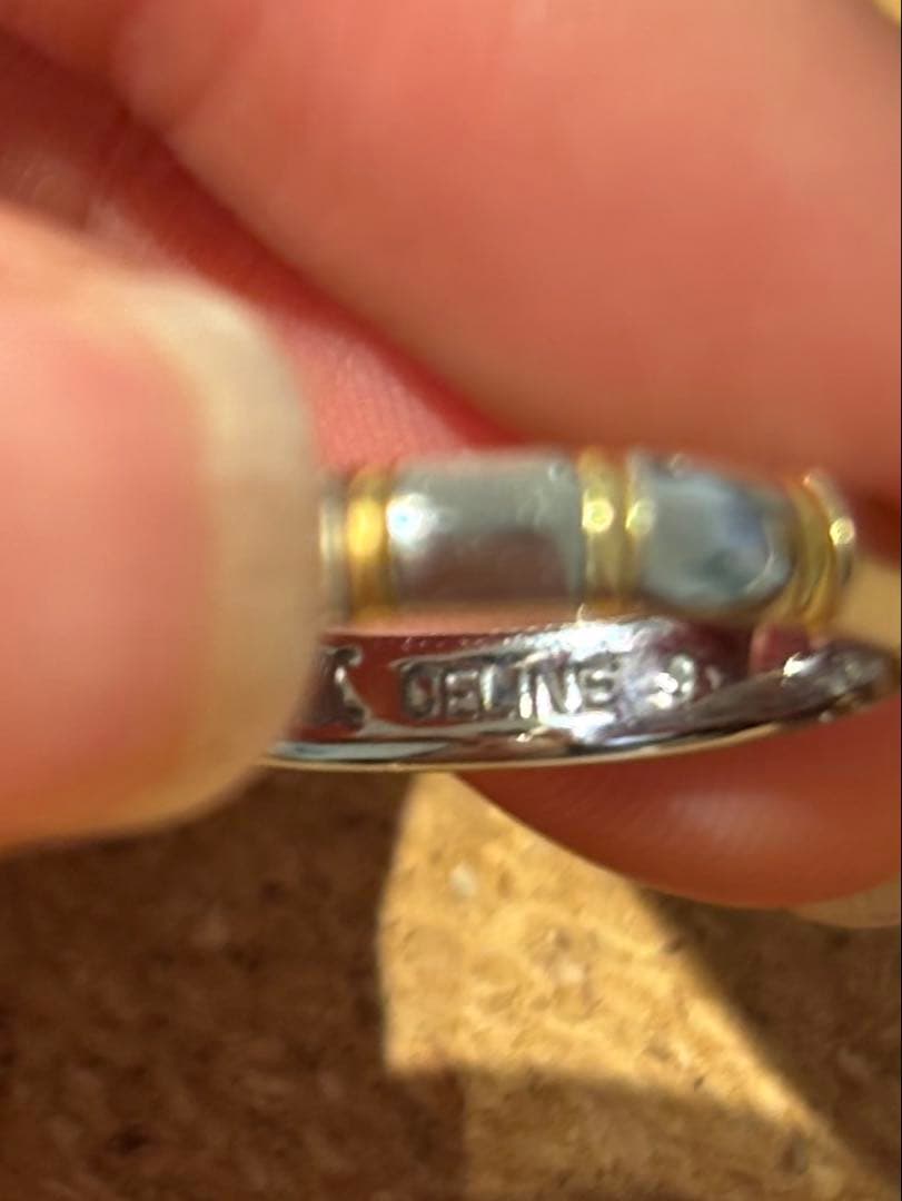 セリーヌ　プラチナ　リング