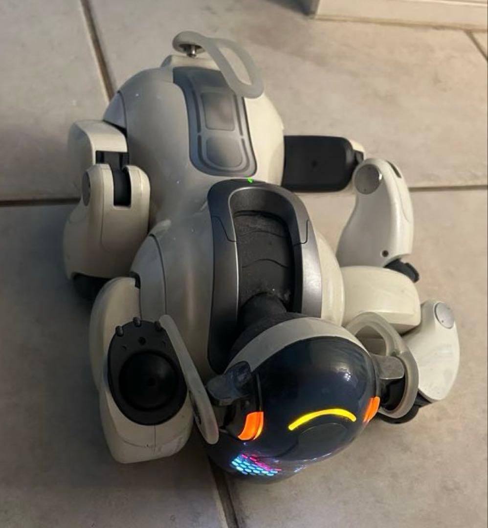 ジャンク品】Sony AIBO ERS-7ホワイト 充電器付き - メルカリ