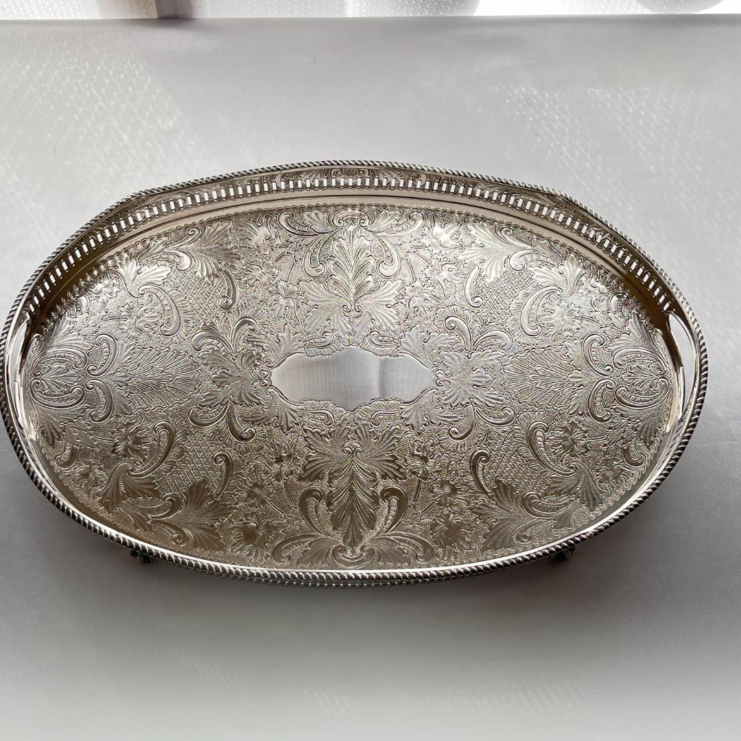 英国】 ギャラリートレー オーバル型 41cm 装飾フット