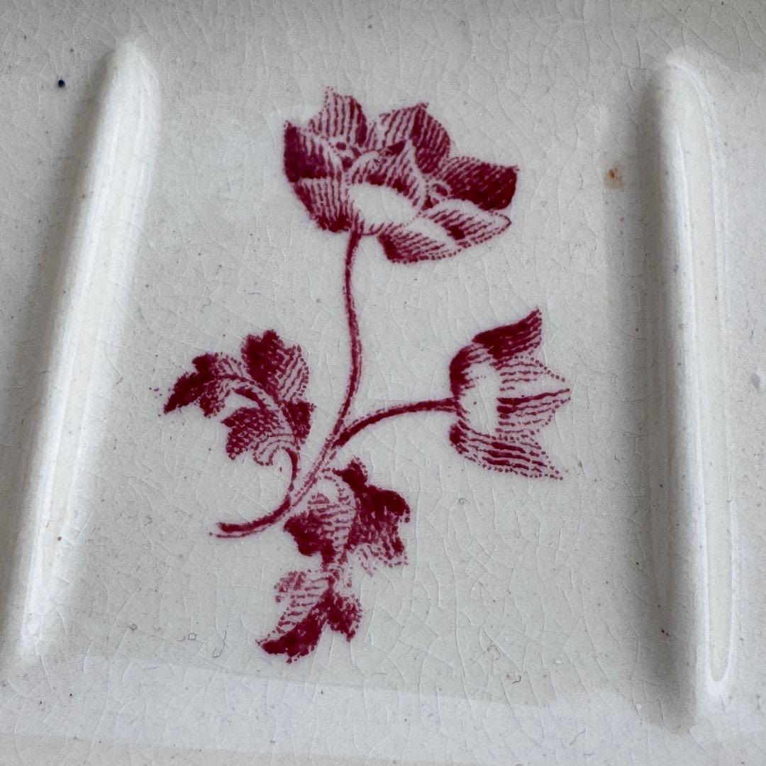 フランスアンティーク サルグミンヌ Fontanges 石鹸置き - メルカリ