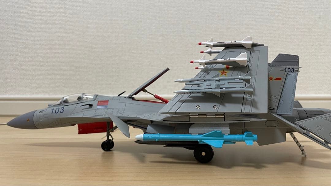 中国解放軍海軍J-15戦闘機モデル Su33 1/72 F15Jレーダー照射事件