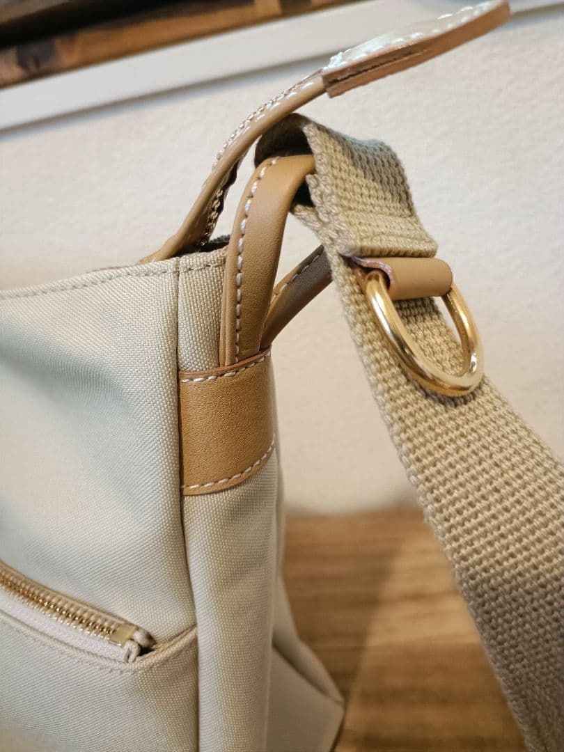 コタロウキタムラ★ほぼ未使用　サブバッグ付き　レザーキャンパス