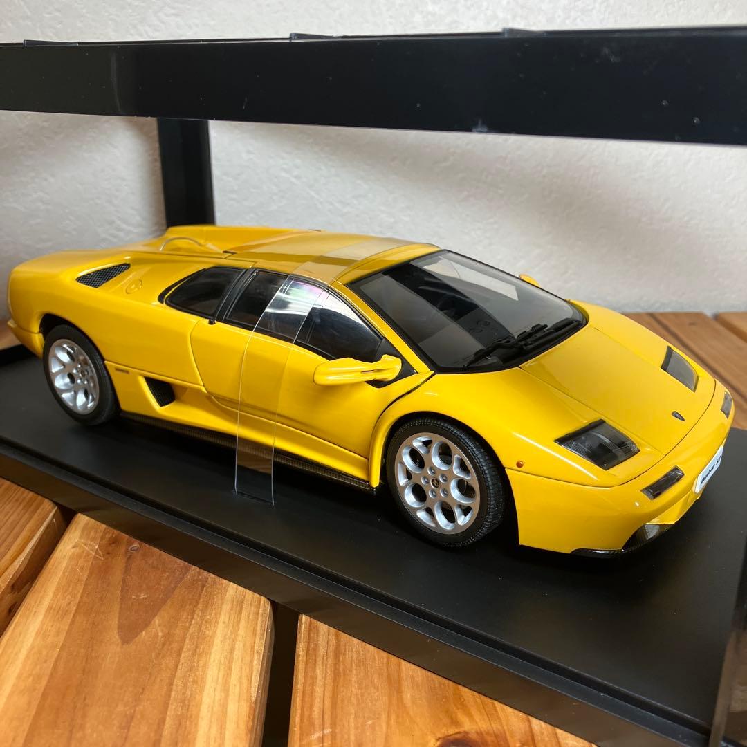 オートアート 1/18 ランボルギーニ ディアブロ6.0