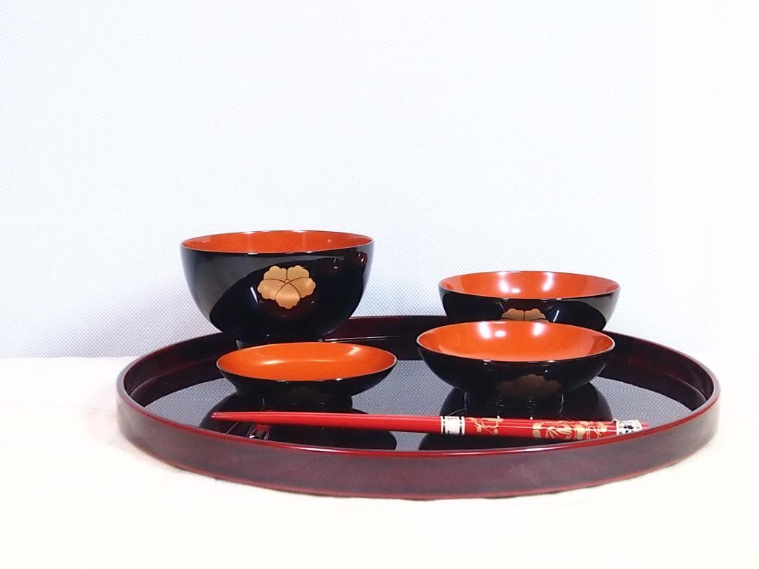 【未使用】輪島塗 熊野茂次 蔦蒔絵/蔦文 四つ椀5客 入れ子椀 布着本堅地 漆器