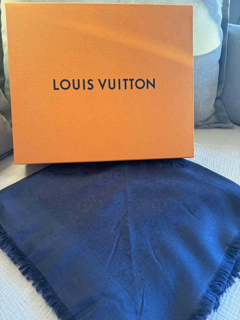 LOUIS VUITTON ネイビー マフラー 箱付き