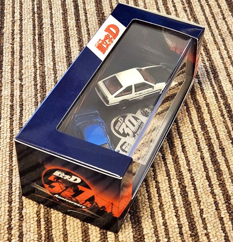 【1500台限定・サイン入】頭文字D 30周年 1/64 トレノ&インプレッサ