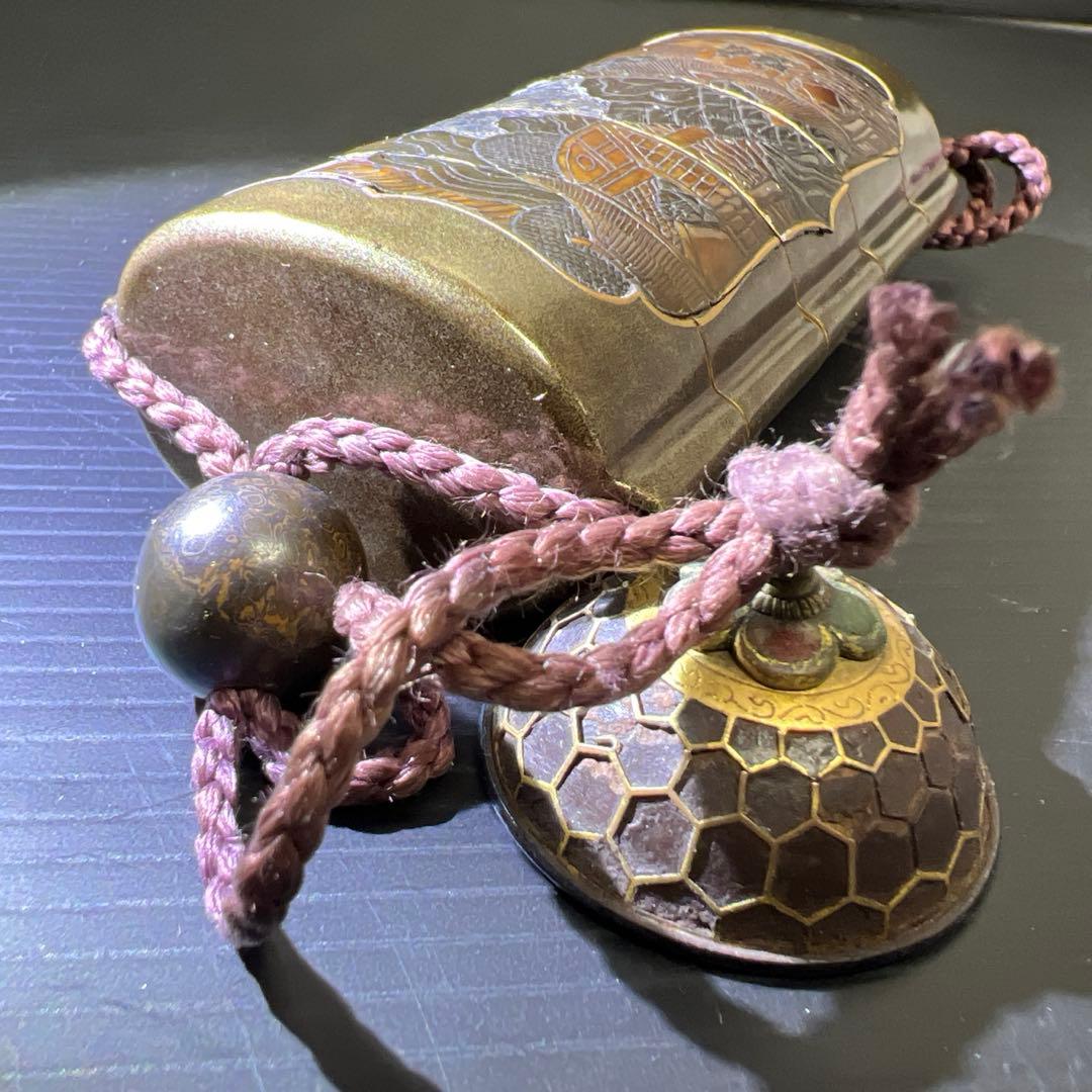 江戸時代 本鼈甲螺鈿象嵌五段印籠 61g 東Y7-1016☆2Fトルニ