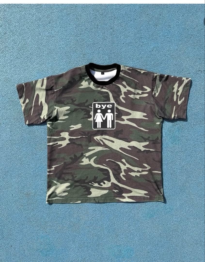 bye jeremy 迷彩 Tシャツ - メルカリ