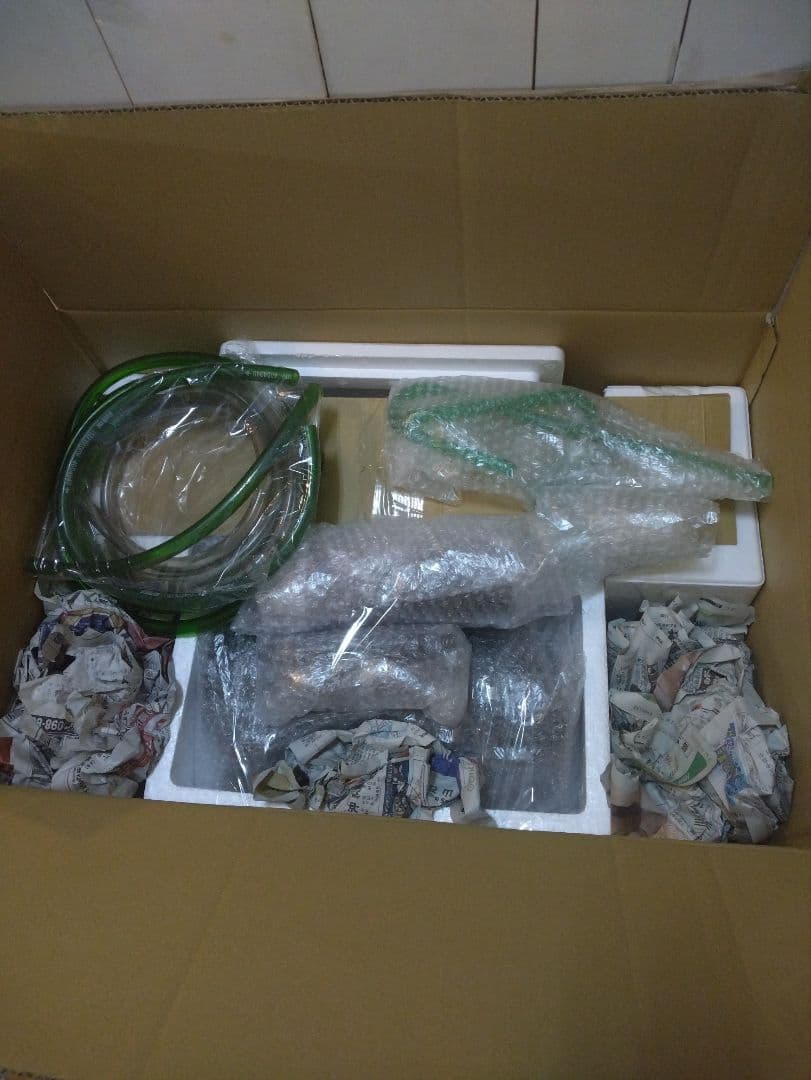 今週限定値下げ】60センチオーバーフローガラス水槽 とエーハイム2213