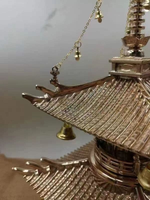 修縁堂】多宝塔の内部のスペースは大きいです 摩尼宝経書と