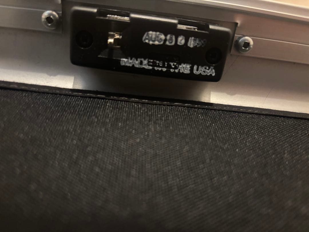 ZERO HALLIBURTON アタッシュケース　クリアハンドル限定品USA製