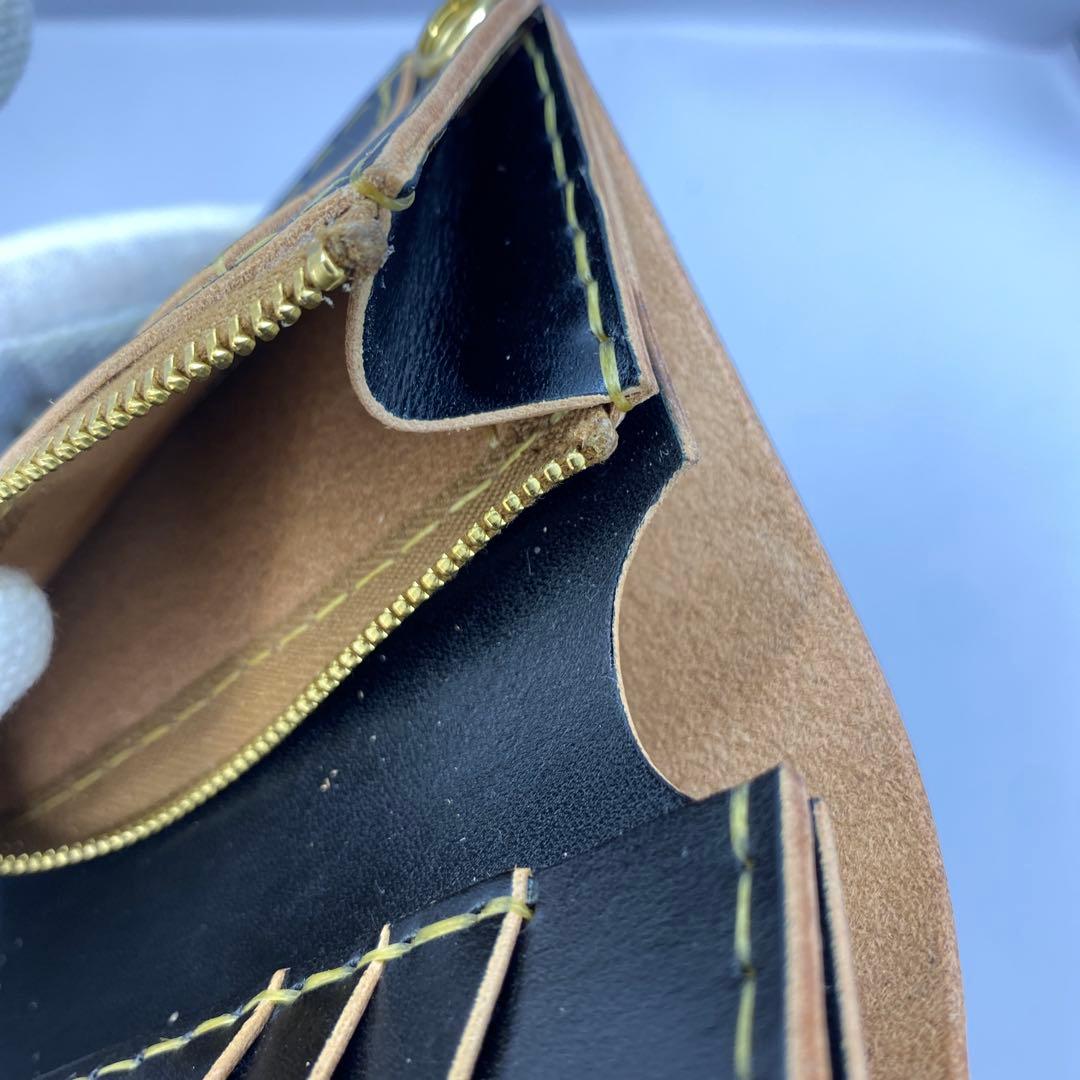 左小銭verお札折らずに収納できる無骨な手染めミドルトラッカーウォレット BTW