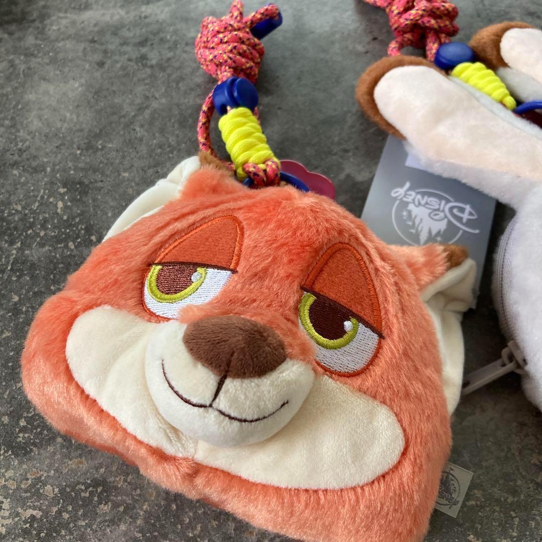 ディズニー　ズートピア　ポシェット　パスケース　ジュディ　ニック☆