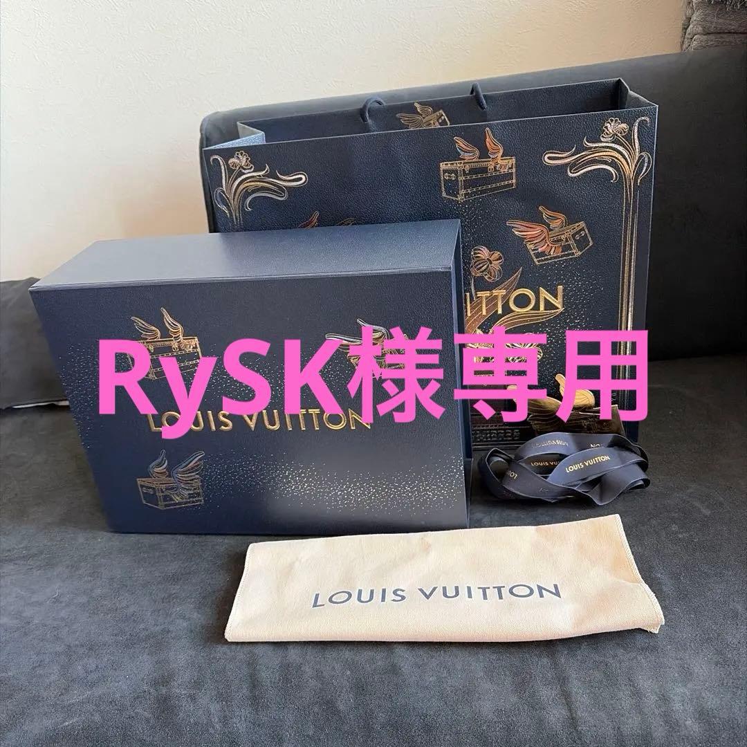 GUCCI PRADA ギフトボックス 中型