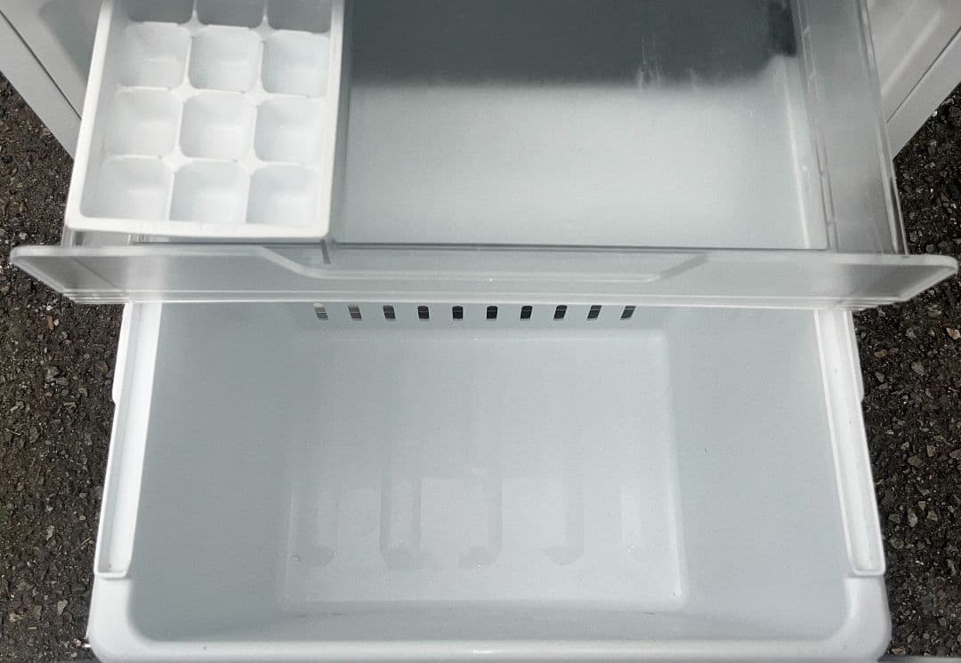 東芝冷凍 冷蔵庫153L 強化ガラス棚省エネ設計LED照明自動霜取り機能19年製