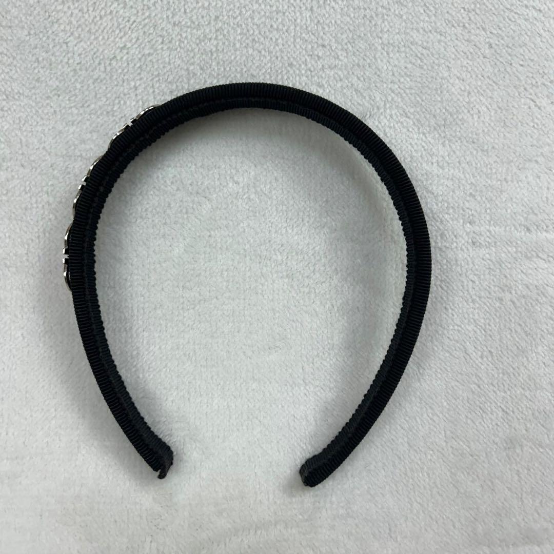 H632 美品 希少デザイン サルヴァトーレフェラガモ カチューシャ レディース