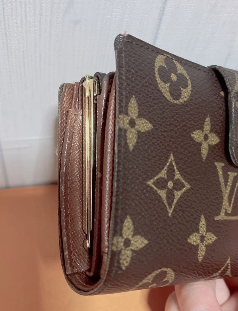【人気モデル】Louis Vuitton ルイヴィトン 二つ折り財布 モノグラム