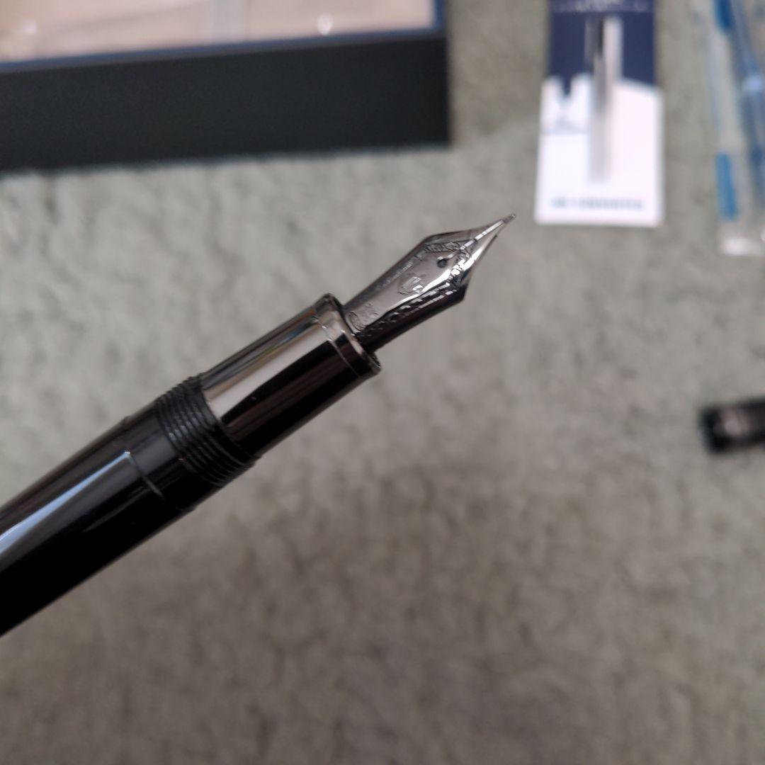 セーラー万年筆 プロフィットブラックラスター極細 EF 付属品、カートリッジ付き