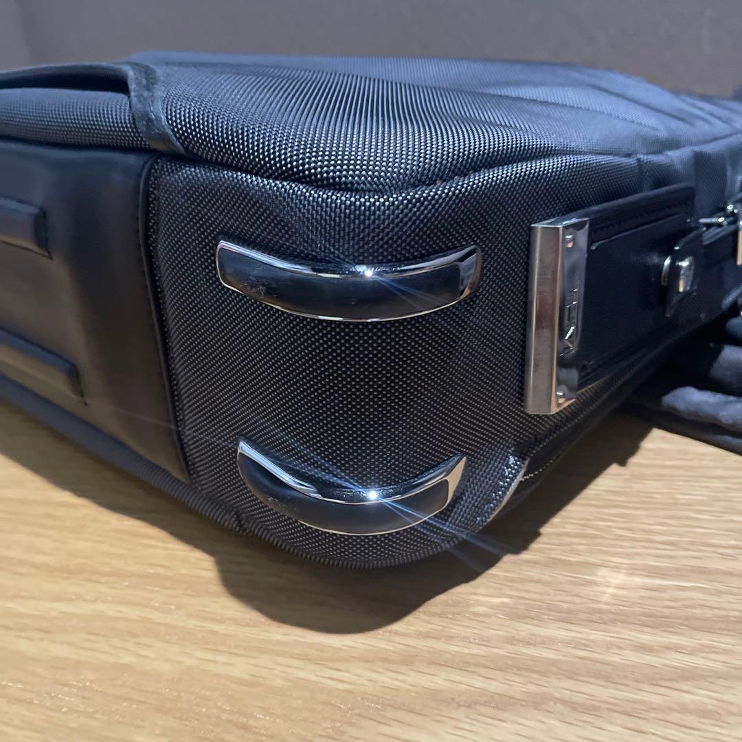 TUMI Arrive Sawyer Brief ソーヤー・レザー・ブリーフ