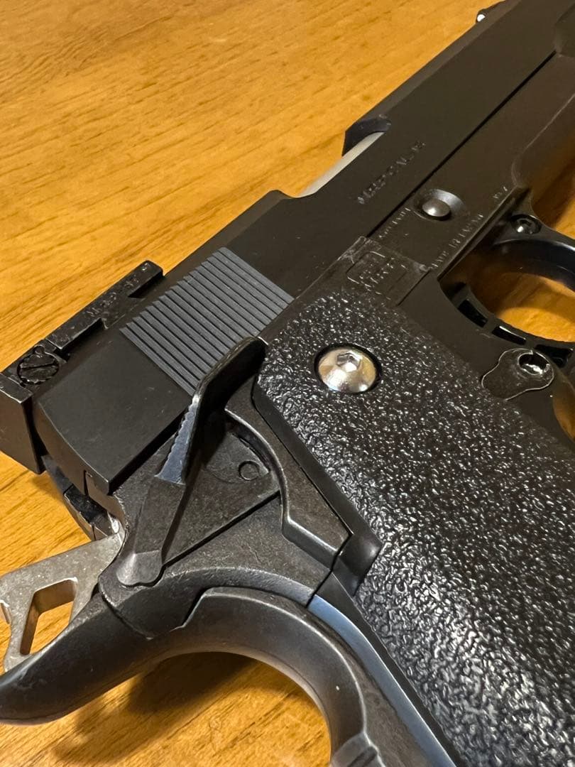 東京マルイ　ハイキャパ 5.1 カスタム