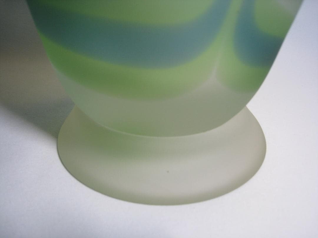 沖縄県伝統工芸士【琉球硝子花瓶】 末吉清一 現代の名工 卓越した