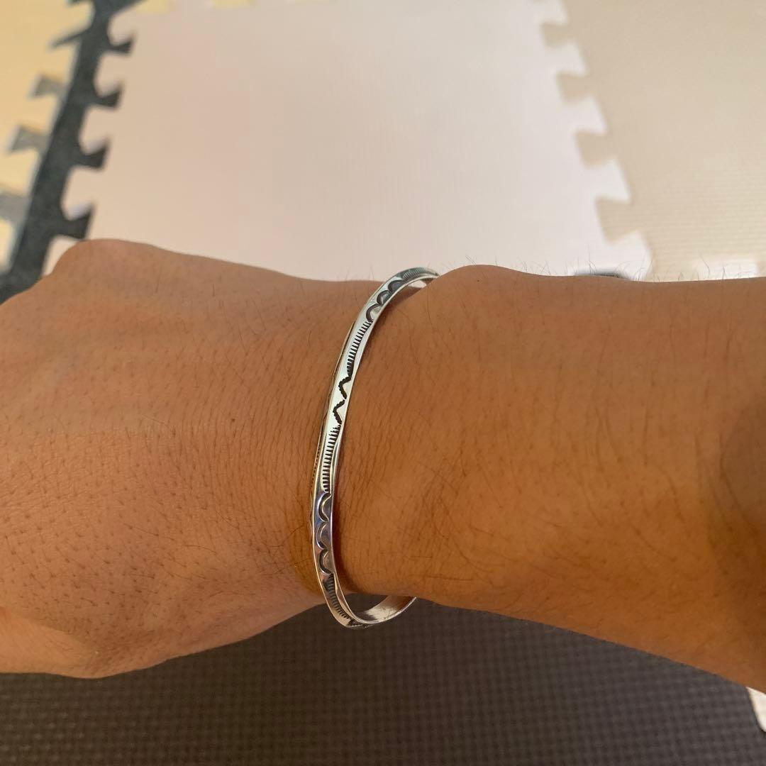 RAY ADAKAI シルバーバングル