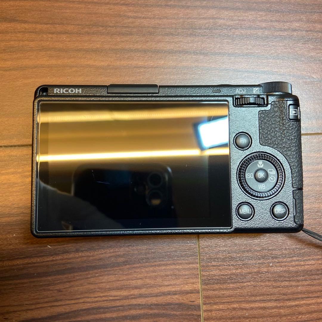 RICOH GR Ⅲ デジカメ ほぼ新品 4929