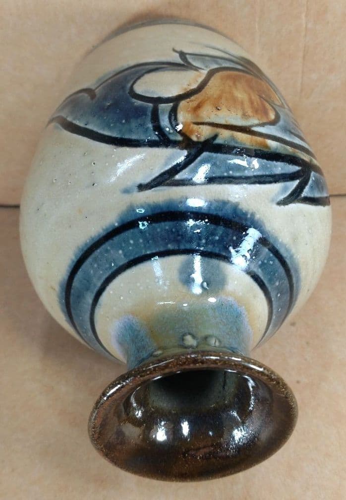 トマリン様専用【本物保証】金城次郎 壷屋焼 徳利(笑魚,魚紋）共箱