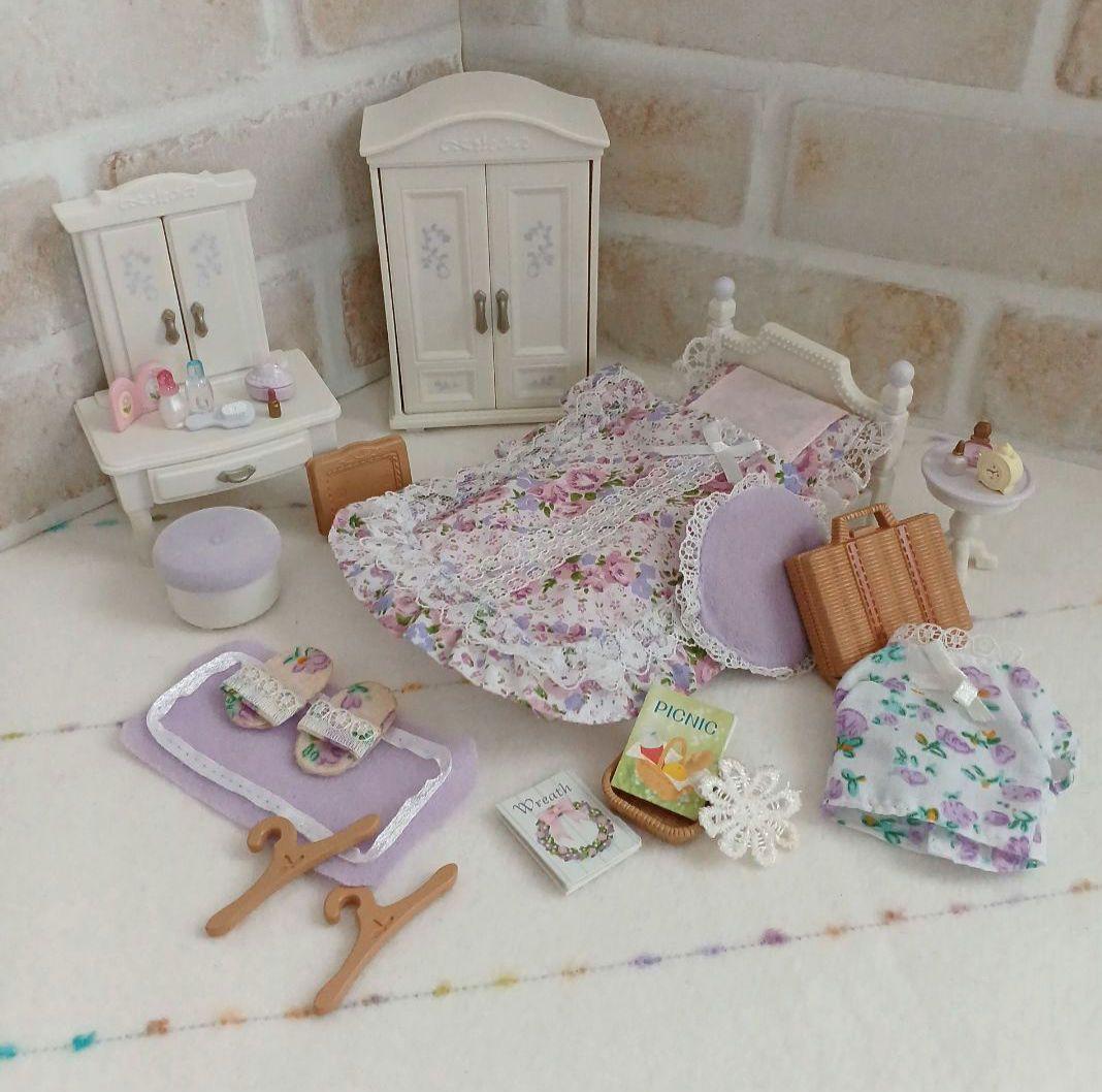 シルバニアファミリー ラベンダーベッドルーム 白家具 ドレッサー 稀少