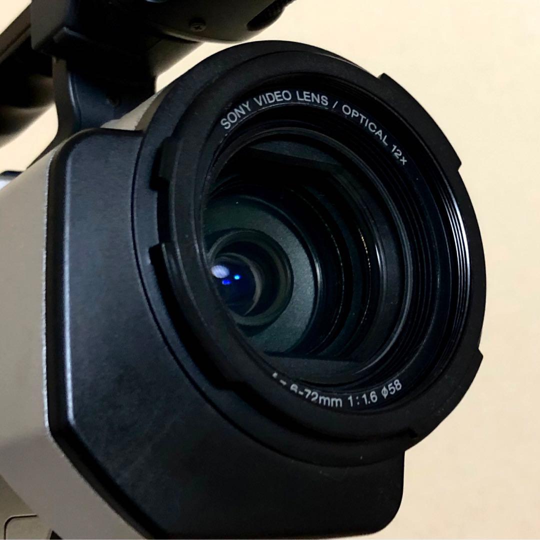 ☆極美品☆ SONY DCR-VX2000 ビデオカメラ 3CCD ハンディカム