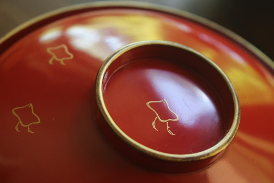 デッドストック！極上金縁朱漆に優美な波千鳥蒔絵のお椀2点（検輪島塗蒔絵椀雑煮椀