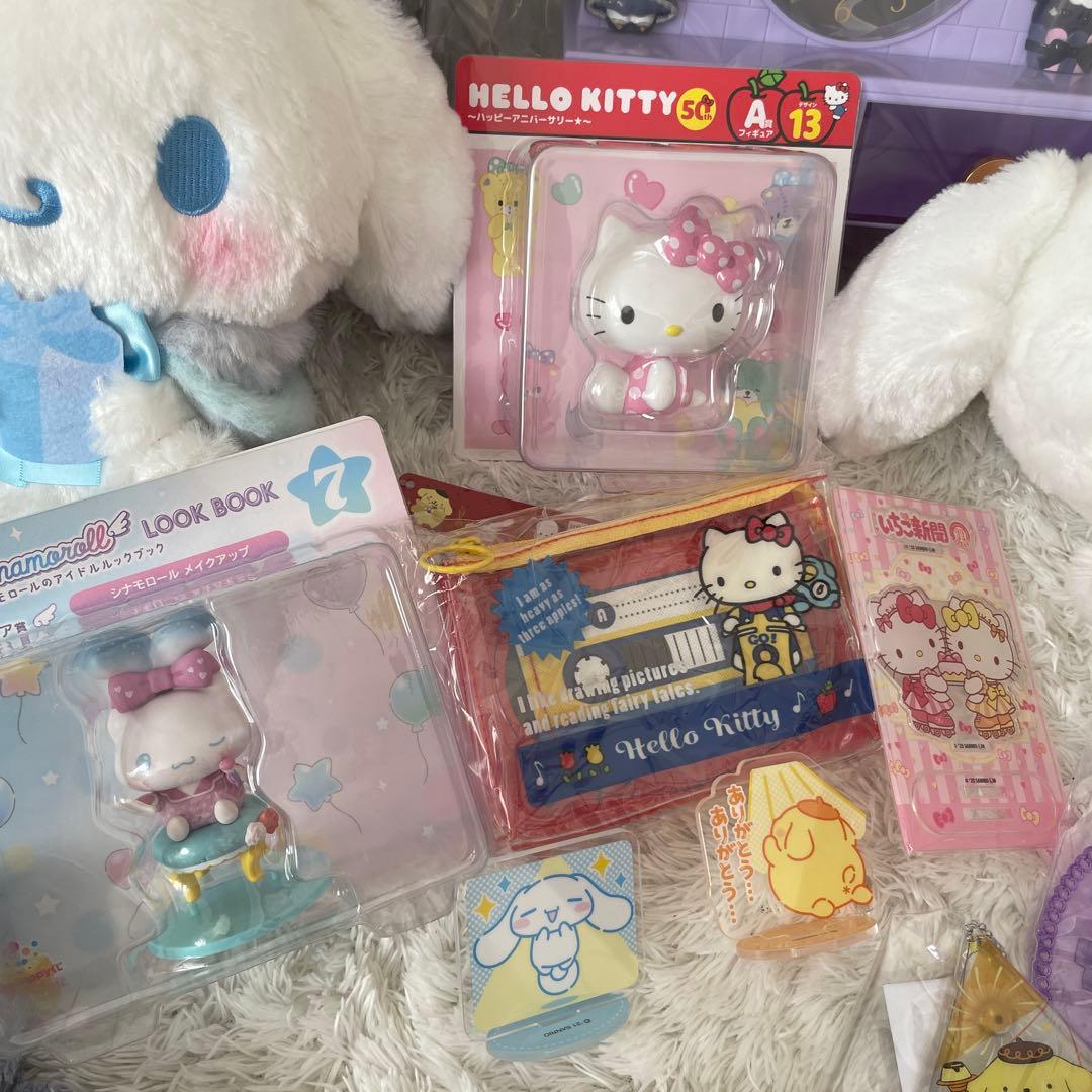 ☆☆サンリオまとめ売り☆ぬいぐるみ・置時計・ハンカチ・バッグ・キーホルダー等☆☆