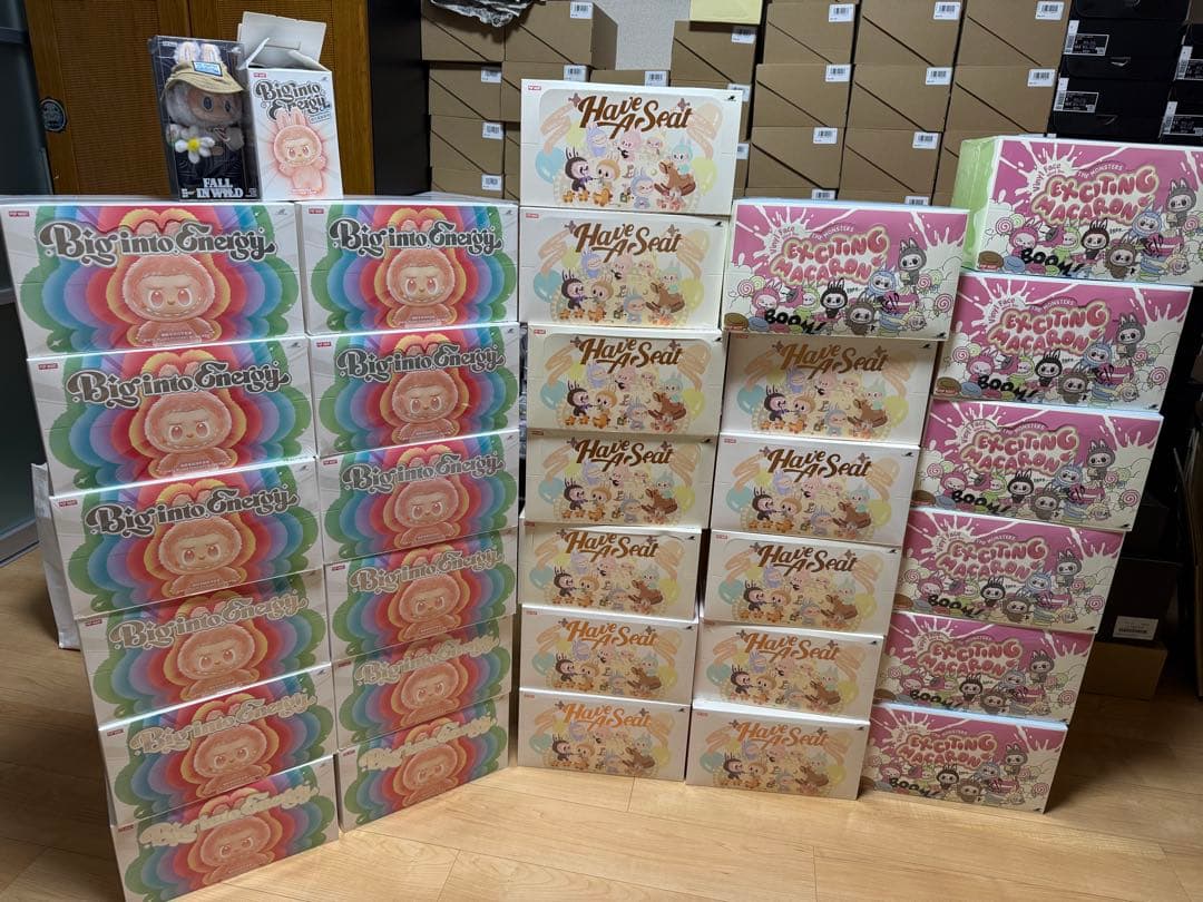 THE MONSTERS Big into Energy ぬいぐるみ 20セット