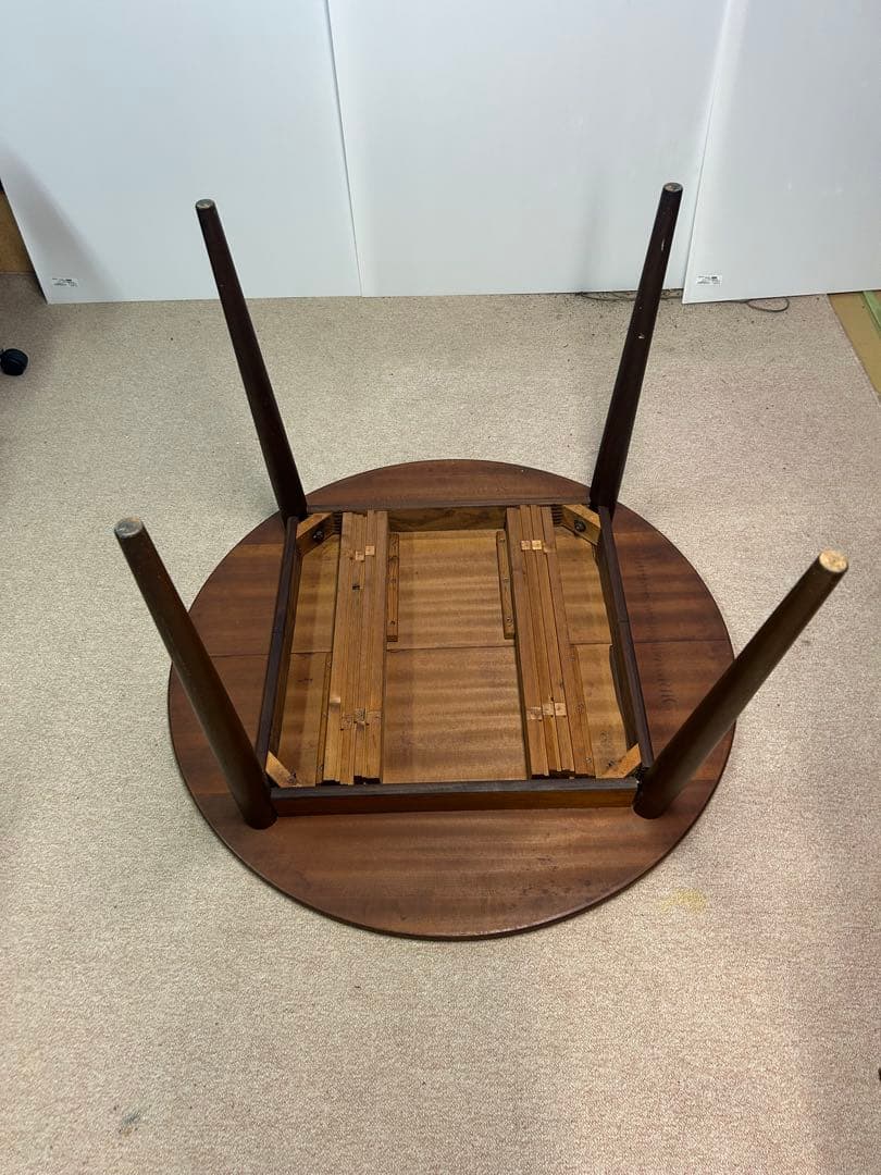 ダイニングテーブル a.y