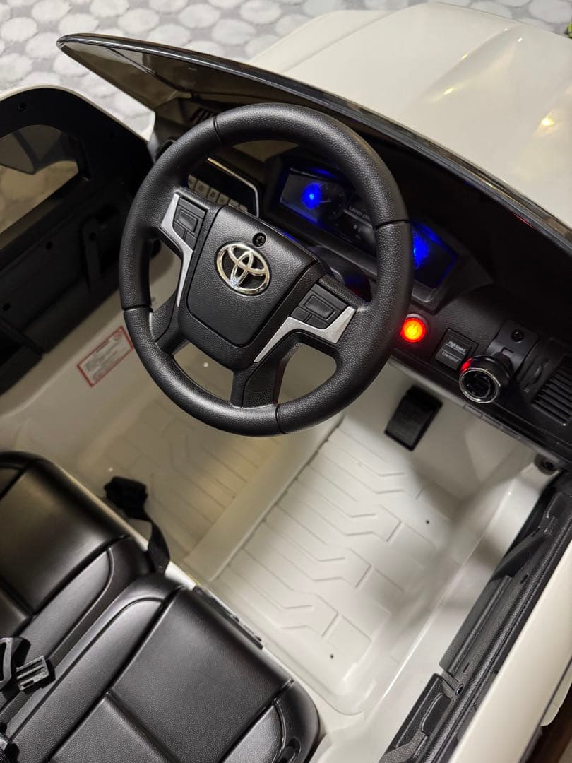 電動乗用カー TOYOTA ランクル 電動乗用ラジコン トヨタ ランドクルーザー