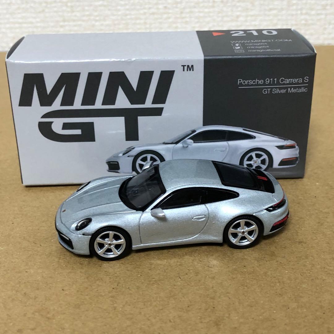 2台セット　MINI GT ミニGT　PORSCHE 911 CARRERA S