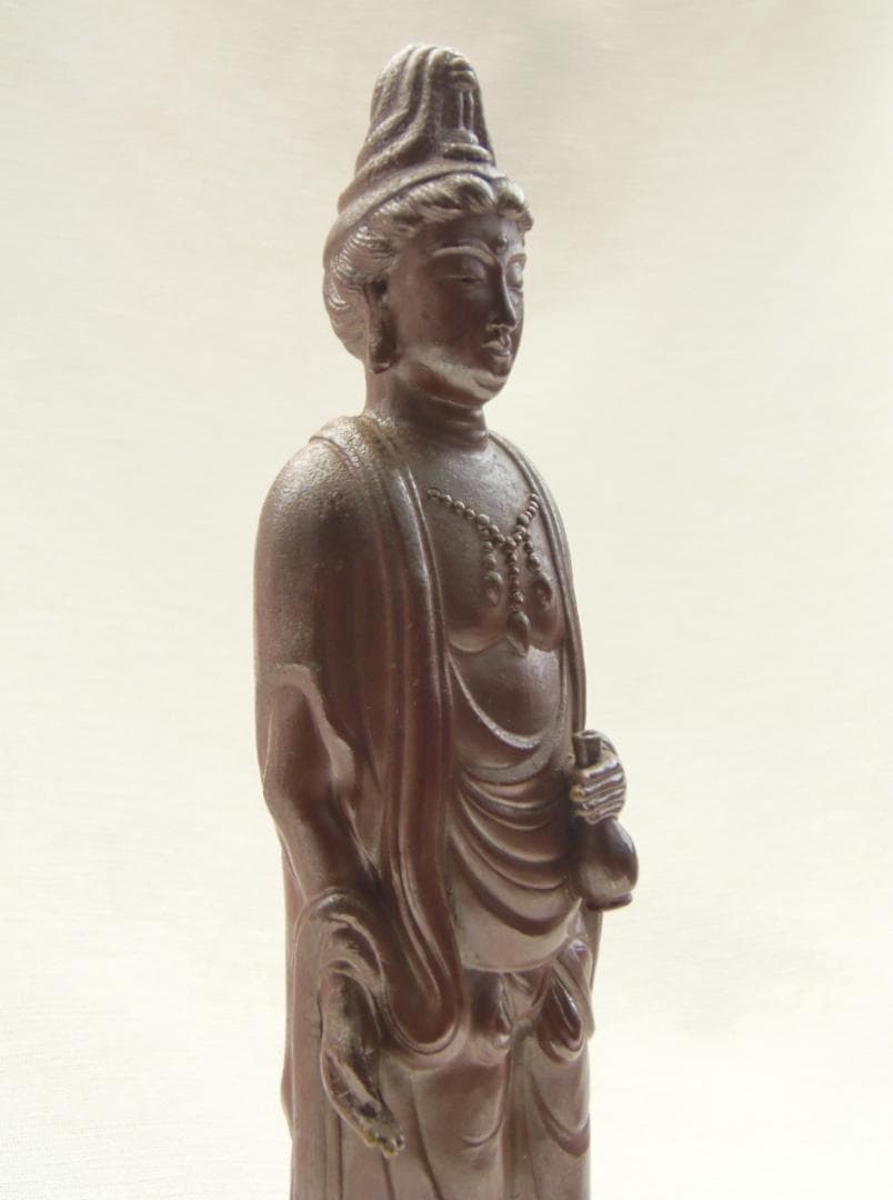 76代逸翁 金重利右衛門（金重勉）古備前焼 置物 観音菩薩