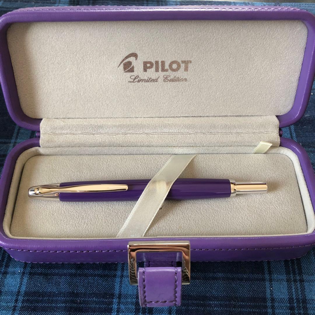 パイロット キャップレス2008年限定万年筆 パープル 中字 Mニブ