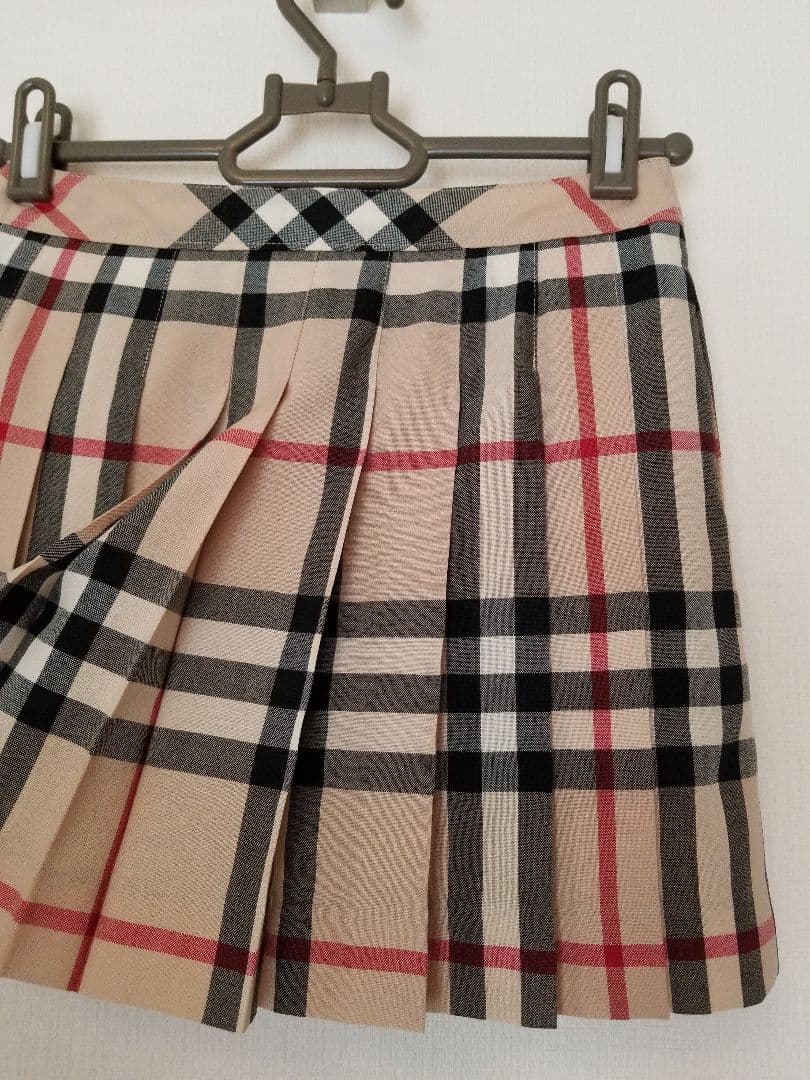 バーバリーキッズスカート 未使用近 ベージュノバチェック女の子120