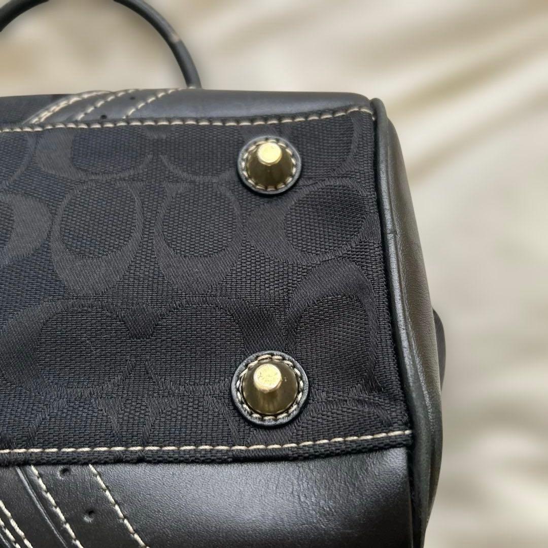 COACH ブラックショルダーバッグ